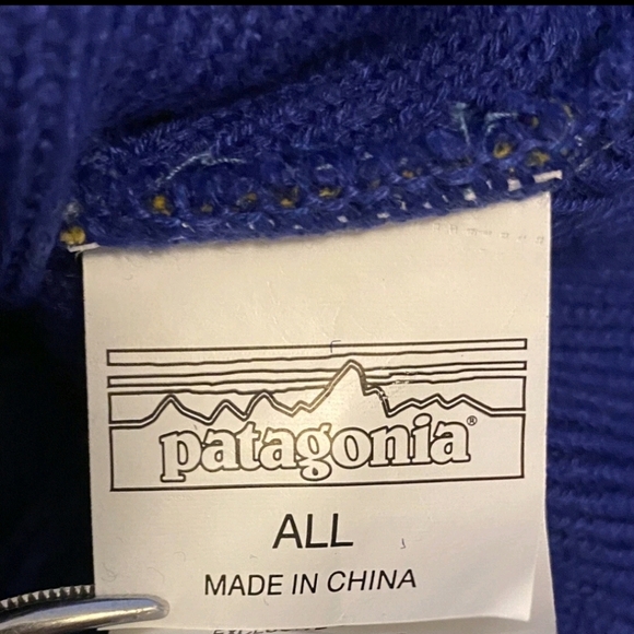 PATAGONIA Desert Blue & Mustard-Yellow Knit POM POM Hat ONE SIZE - Picture 14 of 15